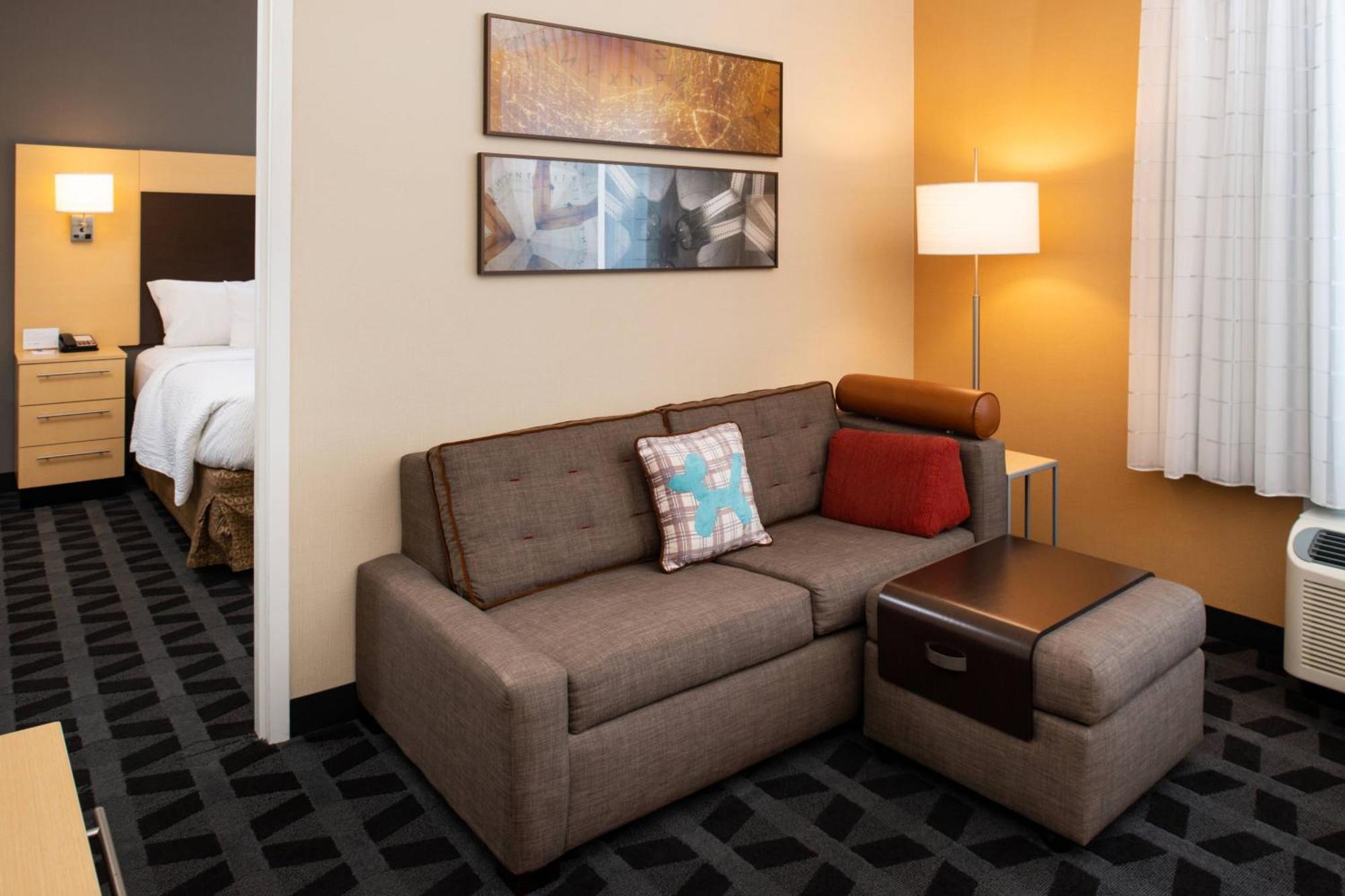 Towneplace Suites By Marriott Bakersfield West Εξωτερικό φωτογραφία
