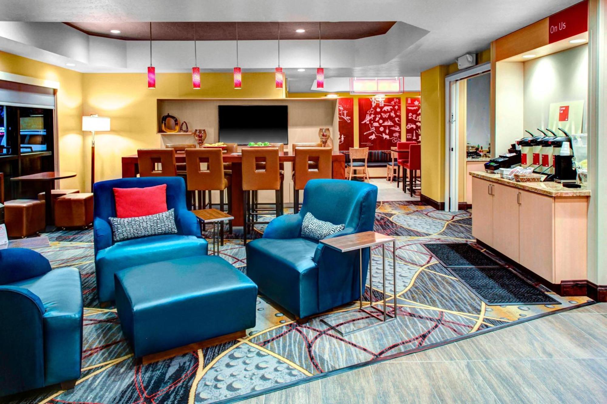Towneplace Suites By Marriott Bakersfield West Εξωτερικό φωτογραφία
