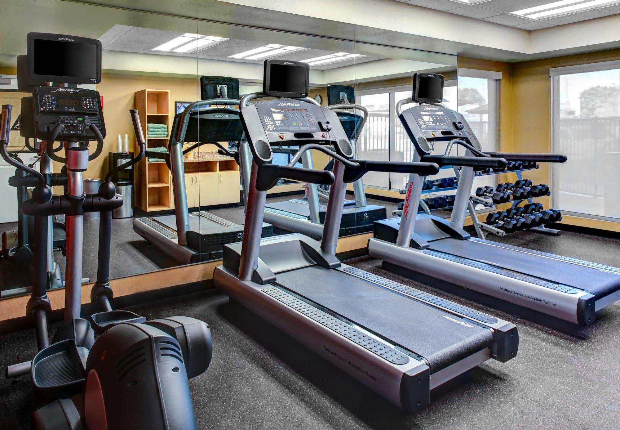 Towneplace Suites By Marriott Bakersfield West Εξωτερικό φωτογραφία
